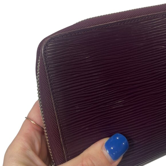 Louis Vuitton 2008 France Purple Epi Zip Around Wallet - Picture 8 of 14